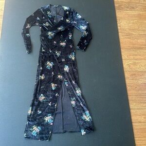 Wrap dress from Zara Mexico velour